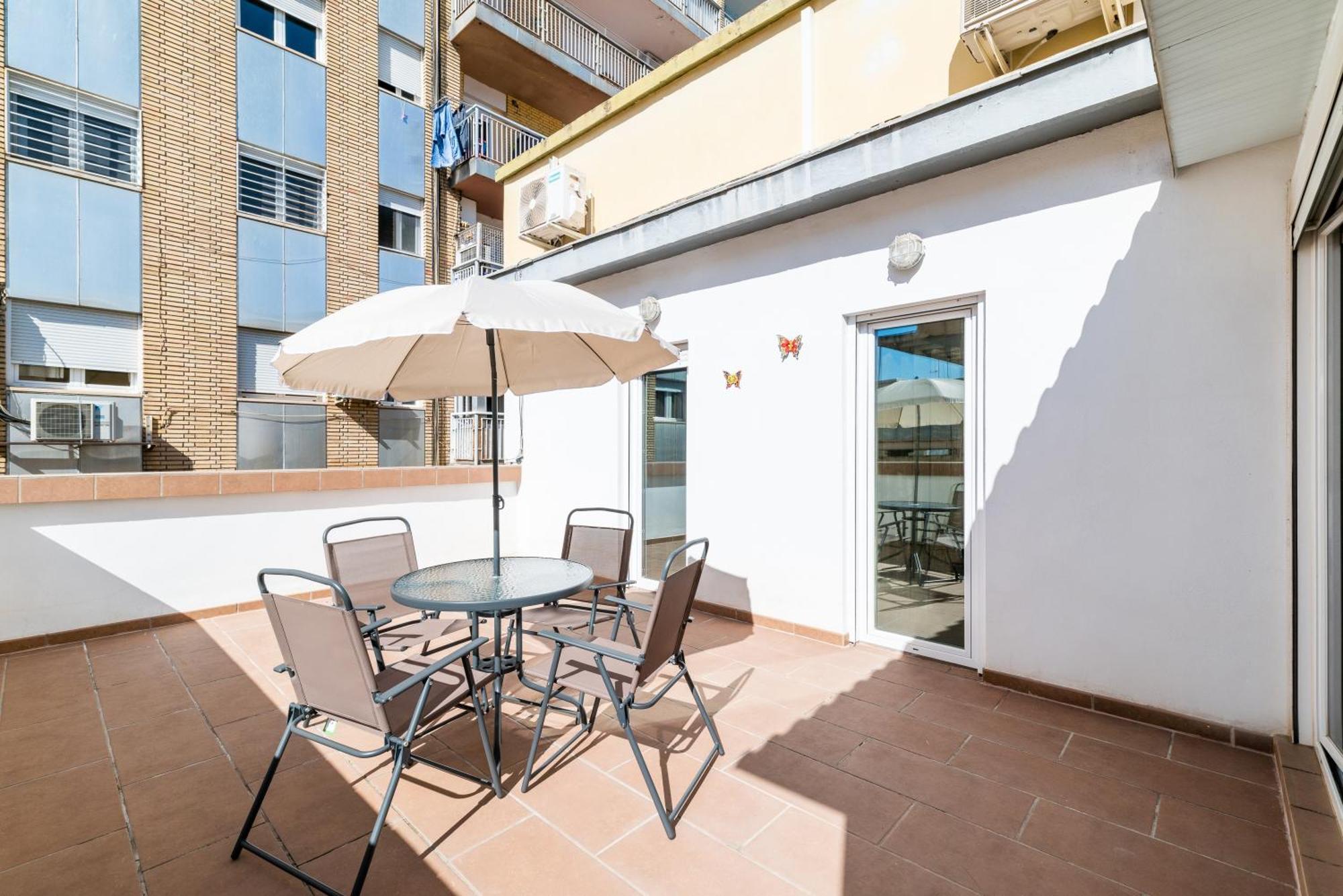 Oasis Centro De Granada Apartment Exterior photo